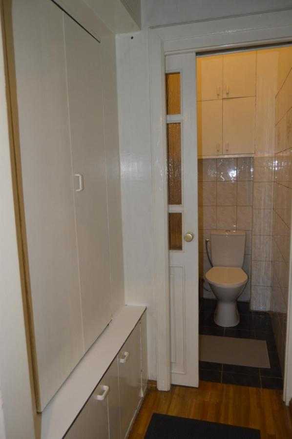 Апартаменты Unique Spacious Classic 3 Bedroom Midtown ! Billiard ! Рига